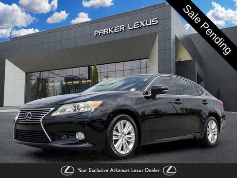 Used 2015 Lexus ES 350 w/ Premium Package FWD image 1
