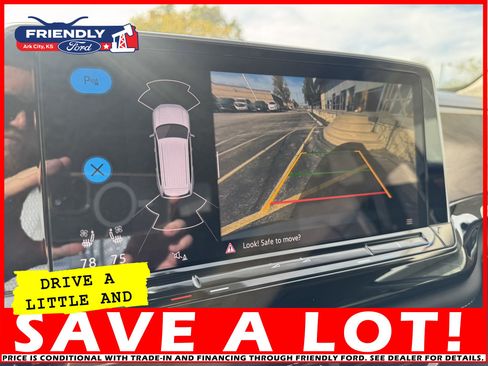 Used 2024 Volkswagen Atlas SE image 26