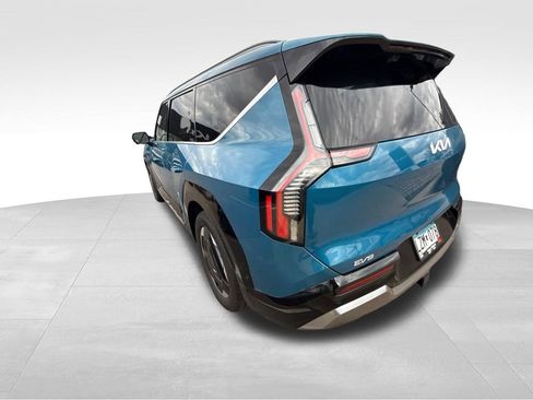 Certified 2024 Kia EV9 Land AWD/4WD image 7