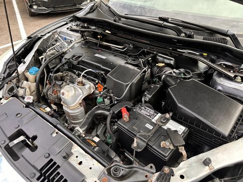 Used 2016 Honda Accord Sport image 20