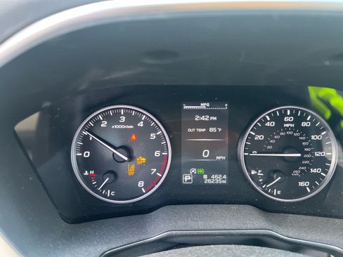Used 2021 Subaru Outback Limited AWD/4WD image 7
