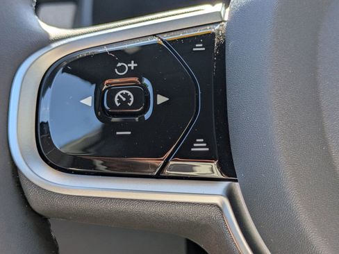 New 2026 Volvo XC90 B5 Core AWD/4WD image 29