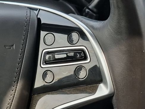 Used 2018 Cadillac Escalade Platinum AWD/4WD image 26