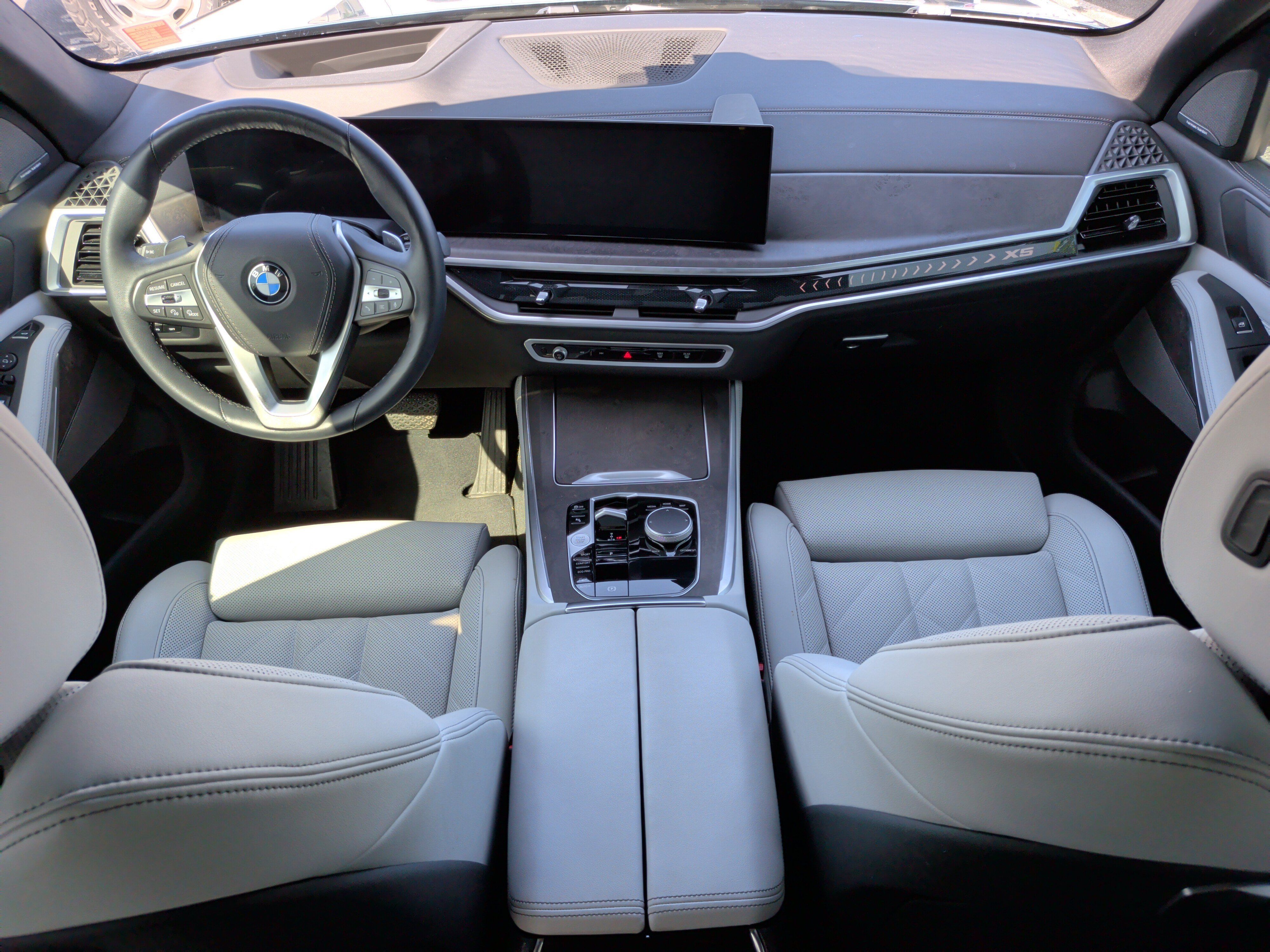 Used 2024 BMW X5 xDrive40i w/ Premium Package AWD/4WD image 32