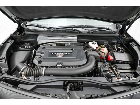 Certified 2023 Cadillac XT4 Premium Luxury AWD/4WD image 47