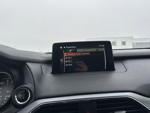 Used 2018 MAZDA CX-9 Touring image 52