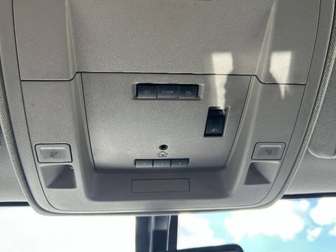 Used 2018 Chevrolet Silverado 2500 LTZ w/ Duramax Plus Package image 23