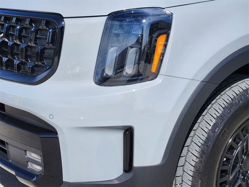 Certified 2025 Kia Telluride SX Prestige X-Line image 9
