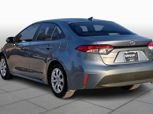 Used 2025 Toyota Corolla LE image 11