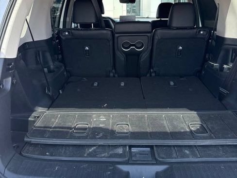 Used 2024 Honda Pilot EX-L image 17