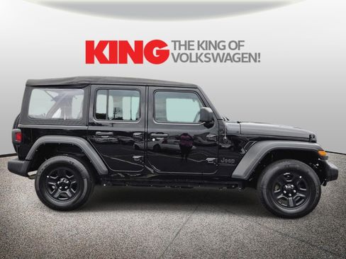 Used 2023 Jeep Wrangler Unlimited Sport AWD/4WD image 2