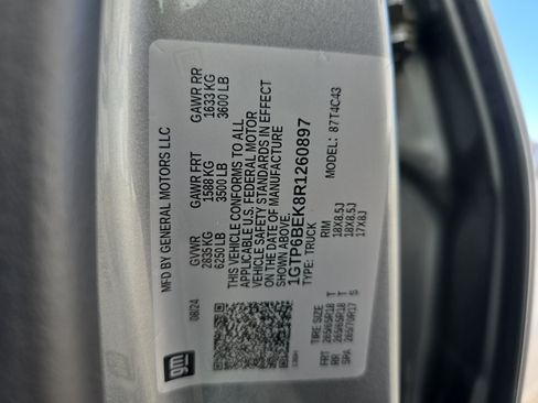 Used 2024 GMC Canyon Elevation w/ Elevation Premium Package AWD/4WD image 39