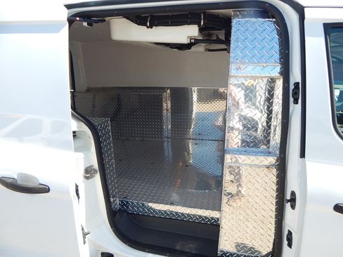 Used 2022 Ford Transit Connect XL FWD image 4