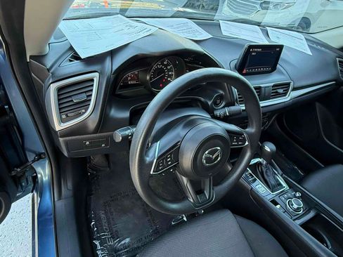 Used 2017 MAZDA MAZDA3 Sport FWD image 64