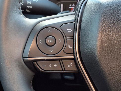 Used 2024 Toyota Camry SE image 16