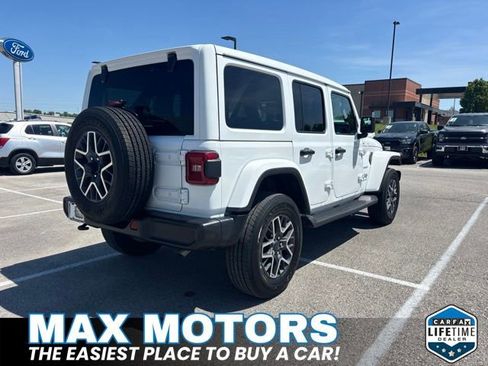 Used 2024 Jeep Wrangler Unlimited Sahara AWD/4WD image 18