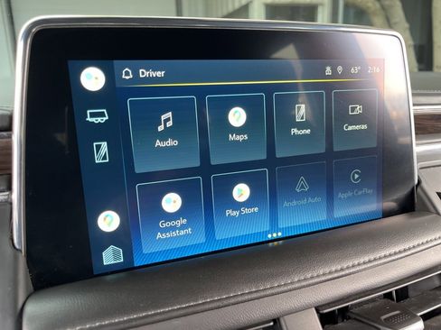 Used 2022 Chevrolet Suburban LT image 35