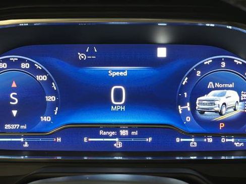 Used 2022 Chevrolet Suburban Z71 w/ Z71 Off-Road Package image 17