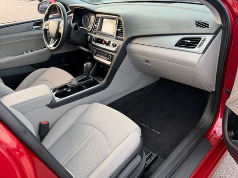 Used 2019 Hyundai Sonata SEL FWD image 16