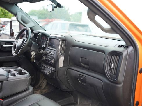Used 2020 Chevrolet Silverado 3500 W/T w/ WT Convenience Package AWD/4WD image 3