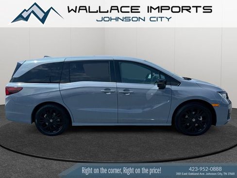 Used 2025 Honda Odyssey Sport-L image 6