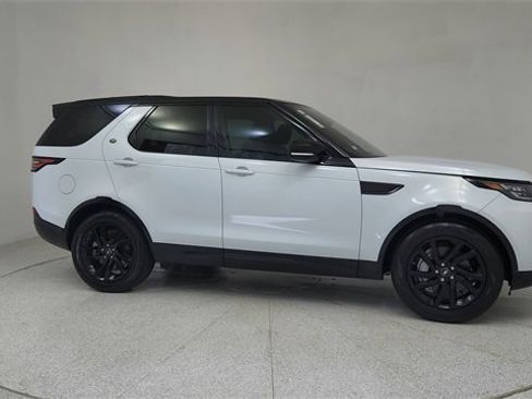 Used 2020 Land Rover Discovery Landmark image 69
