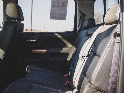 Used 2017 Chevrolet Silverado 2500 LTZ w/ Duramax Plus Package image 19