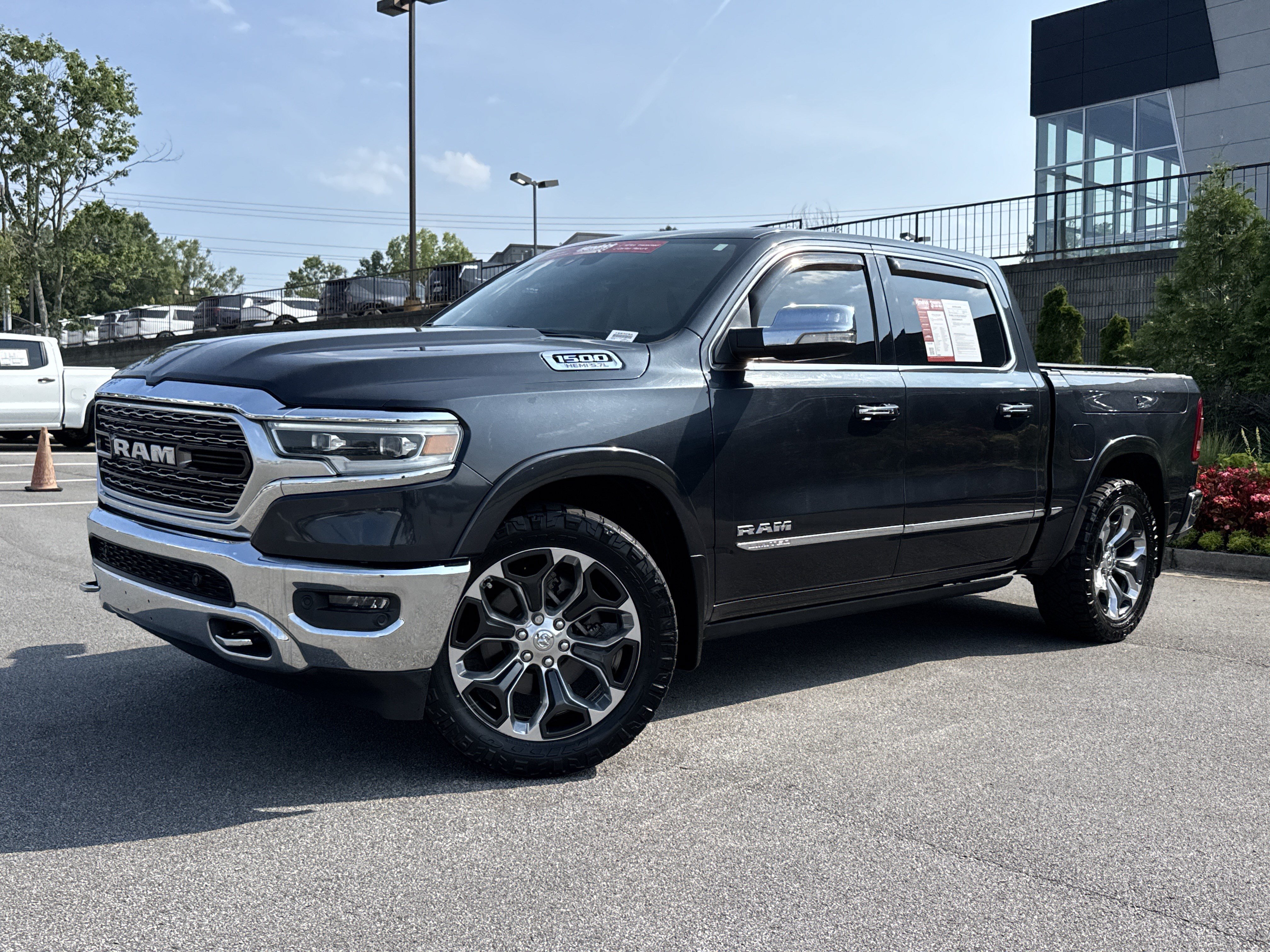 Used 2019 RAM 1500 Limited AWD/4WD image 5