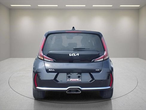 Used 2023 Kia Soul GT-Line FWD image 5