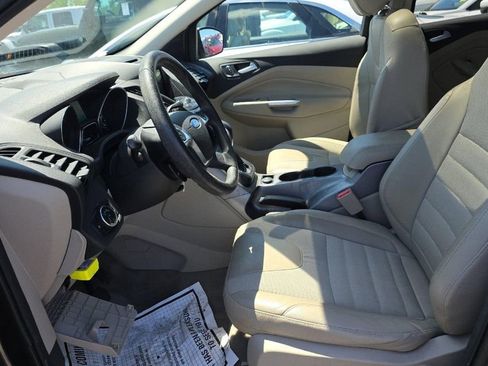 Used 2016 Ford Escape SE w/ SE Chrome Package AWD/4WD image 6