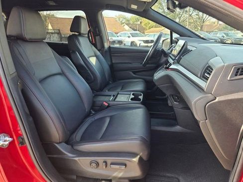 Used 2025 Honda Odyssey Sport-L image 29