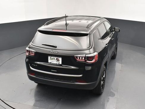 New 2026 Jeep Compass Latitude AWD/4WD image 16