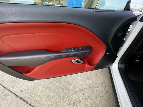 Used 2019 Dodge Challenger GT w/ Plus Package image 21