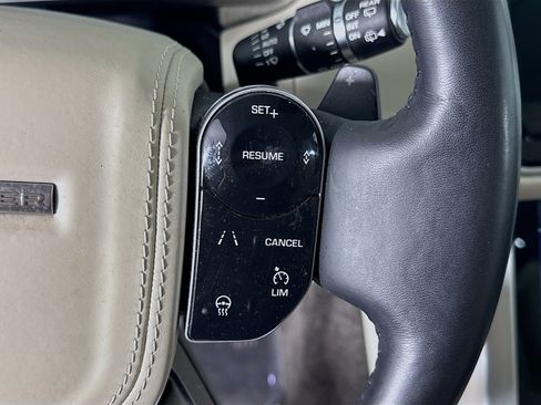 Used 2018 Land Rover Range Rover Supercharged image 15
