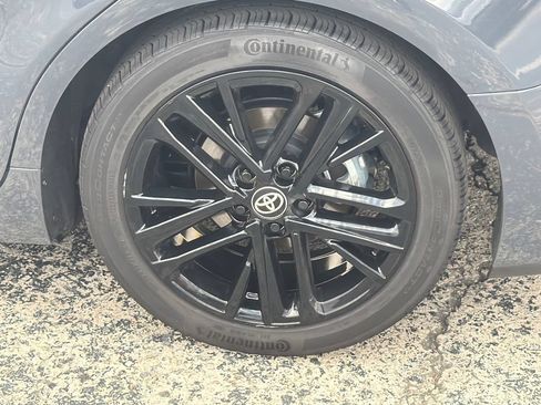Used 2025 Toyota Camry SE w/ Convenience Package FWD image 19