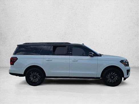 Used 2024 Ford Expedition Max Limited RWD image 4