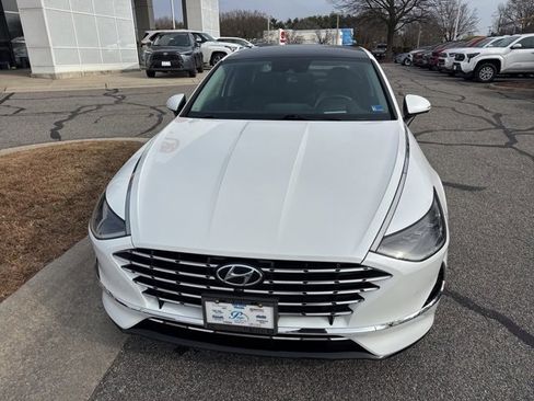 Used 2021 Hyundai Sonata Limited w/ Cargo Package image 4