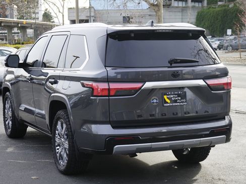 Used 2024 Toyota Sequoia Capstone image 10