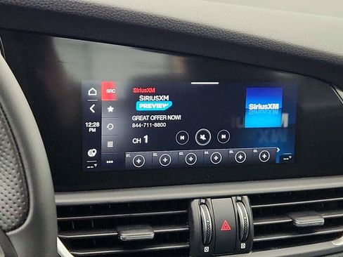 Used 2025 Alfa Romeo Giulia AWD w/ Veloce Package AWD image 19