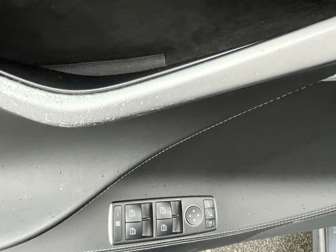 Used 2020 Tesla Model S Long Range Plus image 15