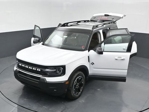 New 2025 Ford Bronco Sport Outer Banks image 26