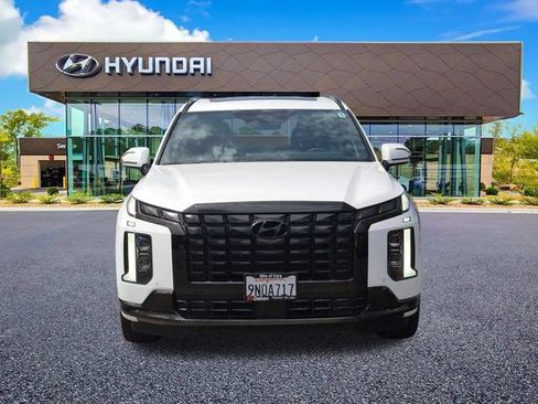Used 2024 Hyundai Palisade Calligraphy AWD/4WD image 2