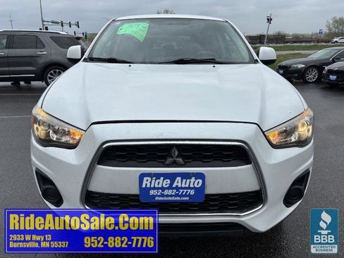 Used 2013 Mitsubishi Outlander Sport ES AWD/4WD image 2