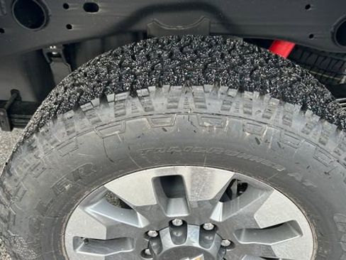 New 2026 Chevrolet Silverado 2500 Custom w/ Custom Convenience Package image 10