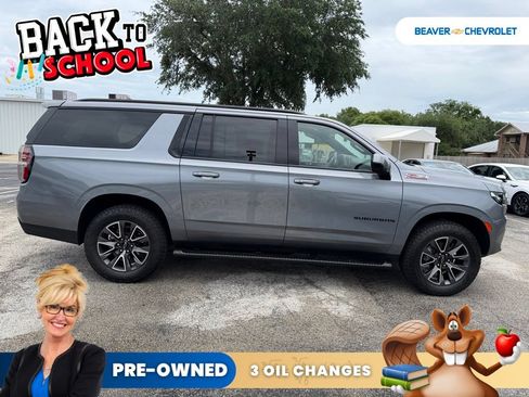 Used 2022 Chevrolet Suburban Z71 AWD/4WD image 8