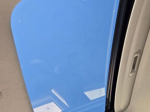 Used 2023 Hyundai Venue SEL w/ Cargo Package image 20