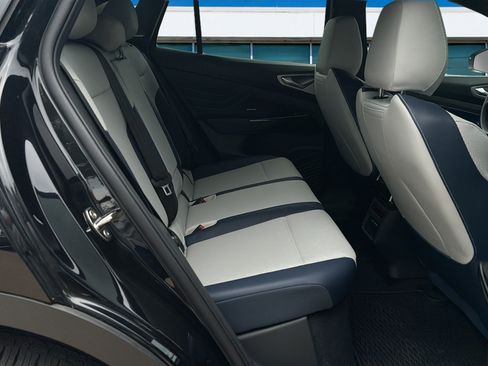 New 2026 Volkswagen ID.4 Pro S Plus AWD/4WD image 13