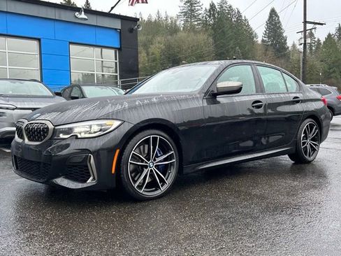 Used 2022 BMW M340i xDrive M340i xDrive w/ Driving Assistance Package image 4