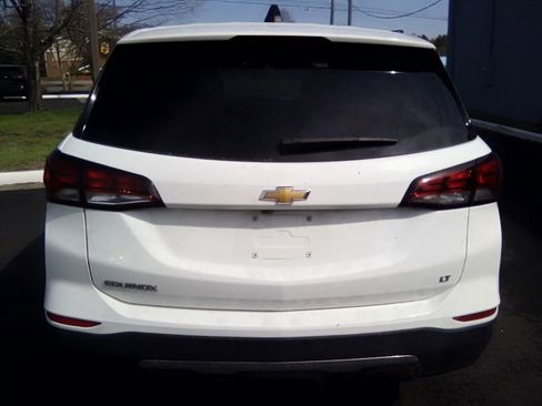Used 2024 Chevrolet Equinox LT image 6