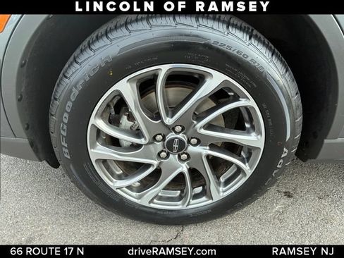 Used 2022 Lincoln Corsair AWD w/ Equipment Group 101A image 25